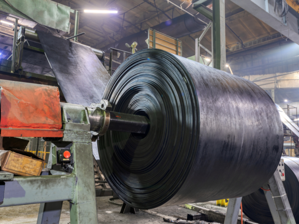 Vulcanizing Job The Power of Vulcanization Accelerators in Rubber Manufacturing